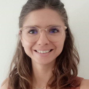 Laura REYNAUD