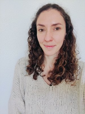 Cecile DE LAUNAY DE LAPERRIERE