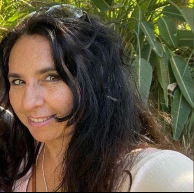 Frederique SWEENEY