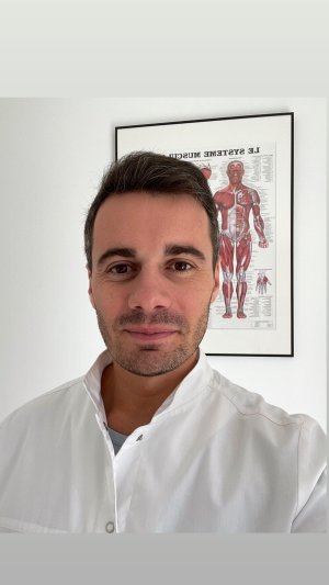 Arnaud LESGUILLONS