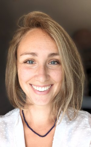 Coralie BASTIDE-TOIRON