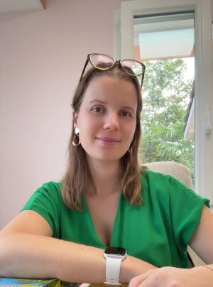 Caroline BARREAU