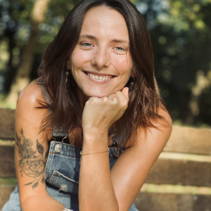 Laura VANDEMEULEBROUCKE